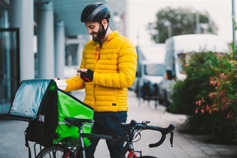 From Zero to Market: 32-Screen Bike Delivery App Designed in 30 days